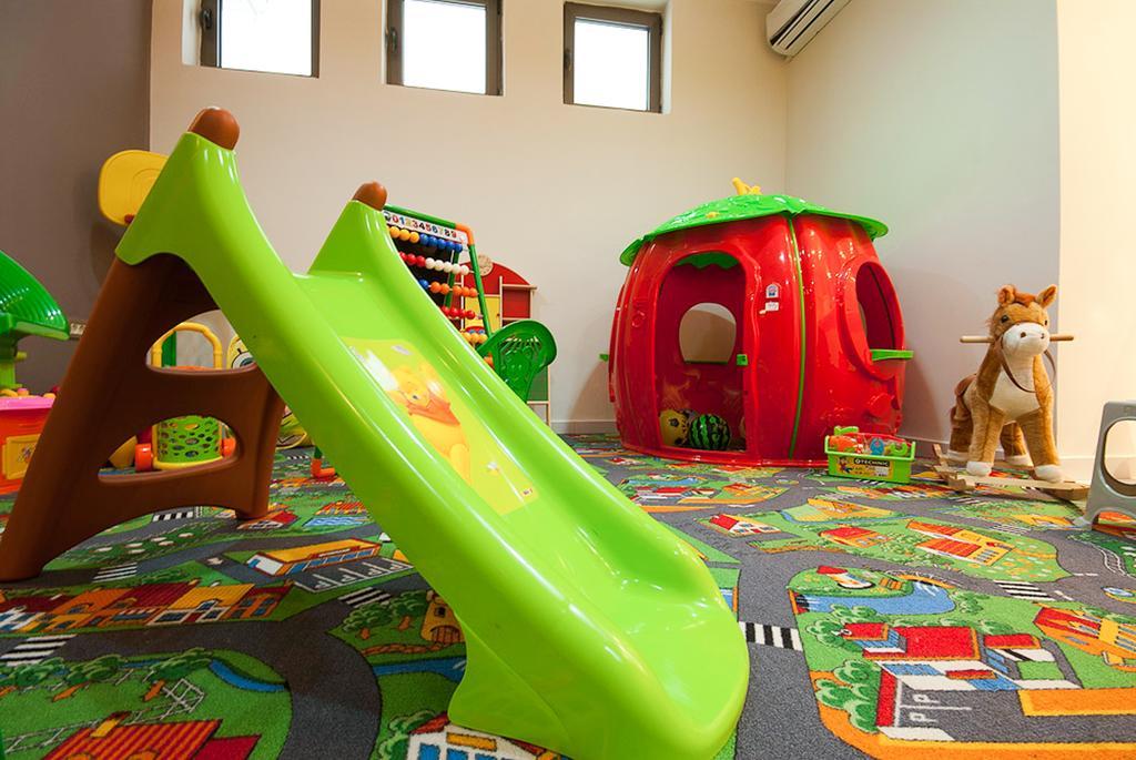 Bečići Domador Rooms & Apartments מראה חיצוני תמונה