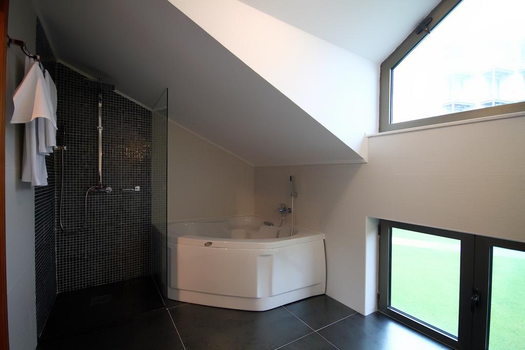 Bečići Domador Rooms & Apartments מראה חיצוני תמונה