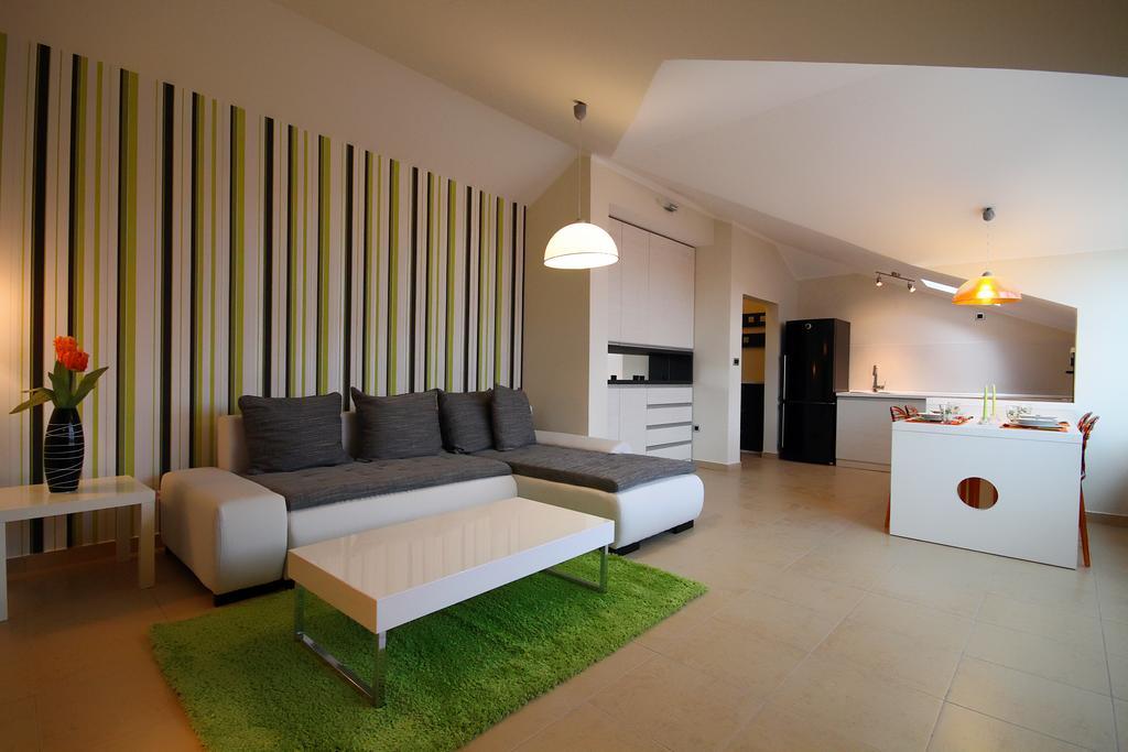 Bečići Domador Rooms & Apartments מראה חיצוני תמונה