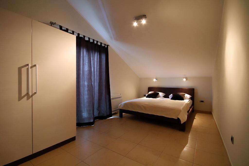 Bečići Domador Rooms & Apartments מראה חיצוני תמונה