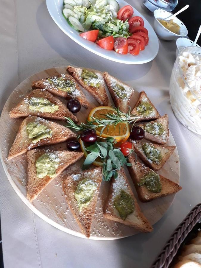 Bečići Domador Rooms & Apartments מראה חיצוני תמונה